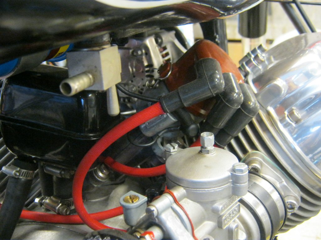 Dellorto PHF 30 carburetor fitment on a Moto Guzzi Eldorado.