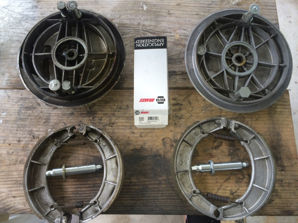 Using a brake shoe adjusting screw to spread brake shoes on Moto Guzzi V700, V7 Special, Ambassador, 850 GT, 850 GT California, Eldorado, and 850 California Police models.