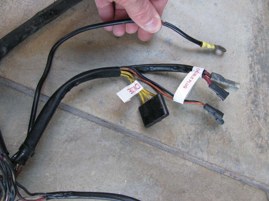 Main harness for the Moto Guzzi Le Mans (series 2, MG# 14747151).